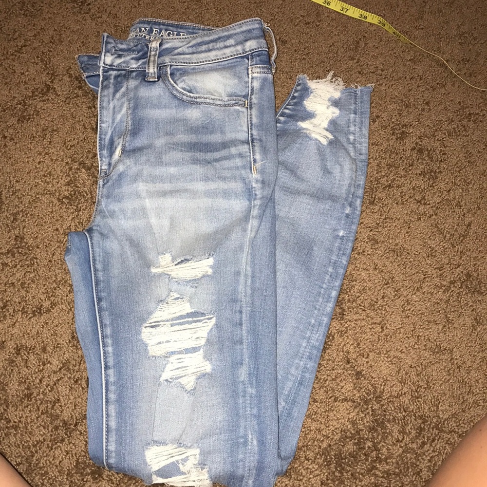 American Eagle Distressed Jeans